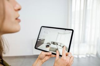Umělá inteligence může usnadnit prodej nemovitostí, nahrává ale i podvodníkům